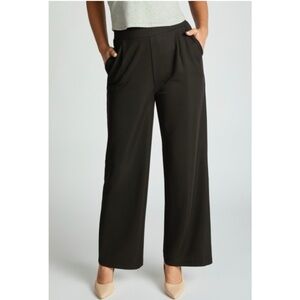 1130 • Black Soft Stretch Pull on Wide Leg Curve Seam Trouser